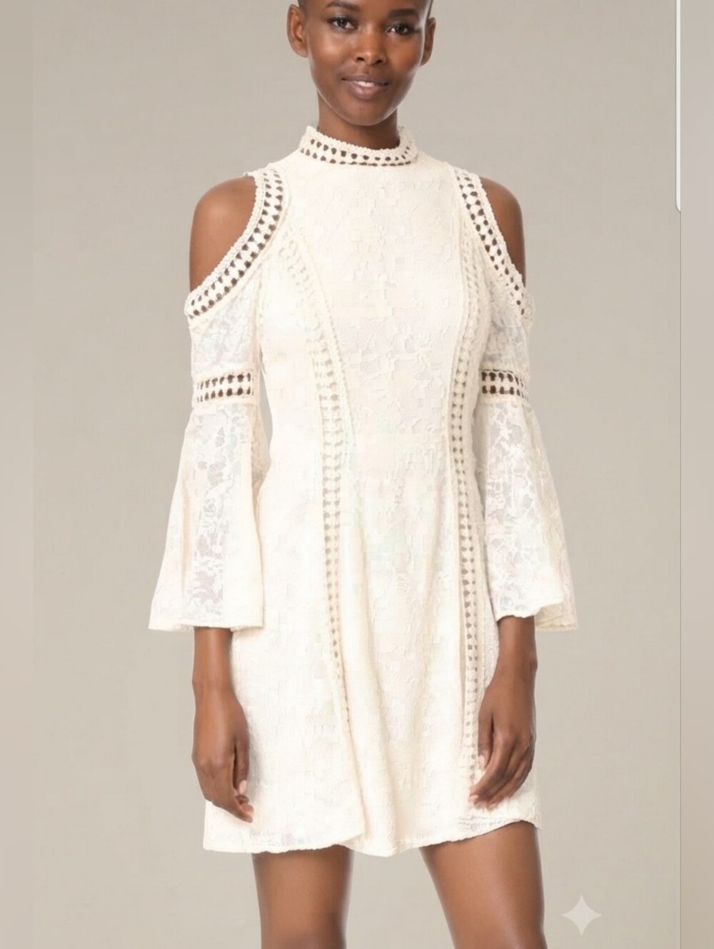 Alice + Olivia Enya Embroidered Cold Shoulder Mini Dress Size 2 Lace Bell Sleeve